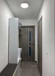   , , ,    7