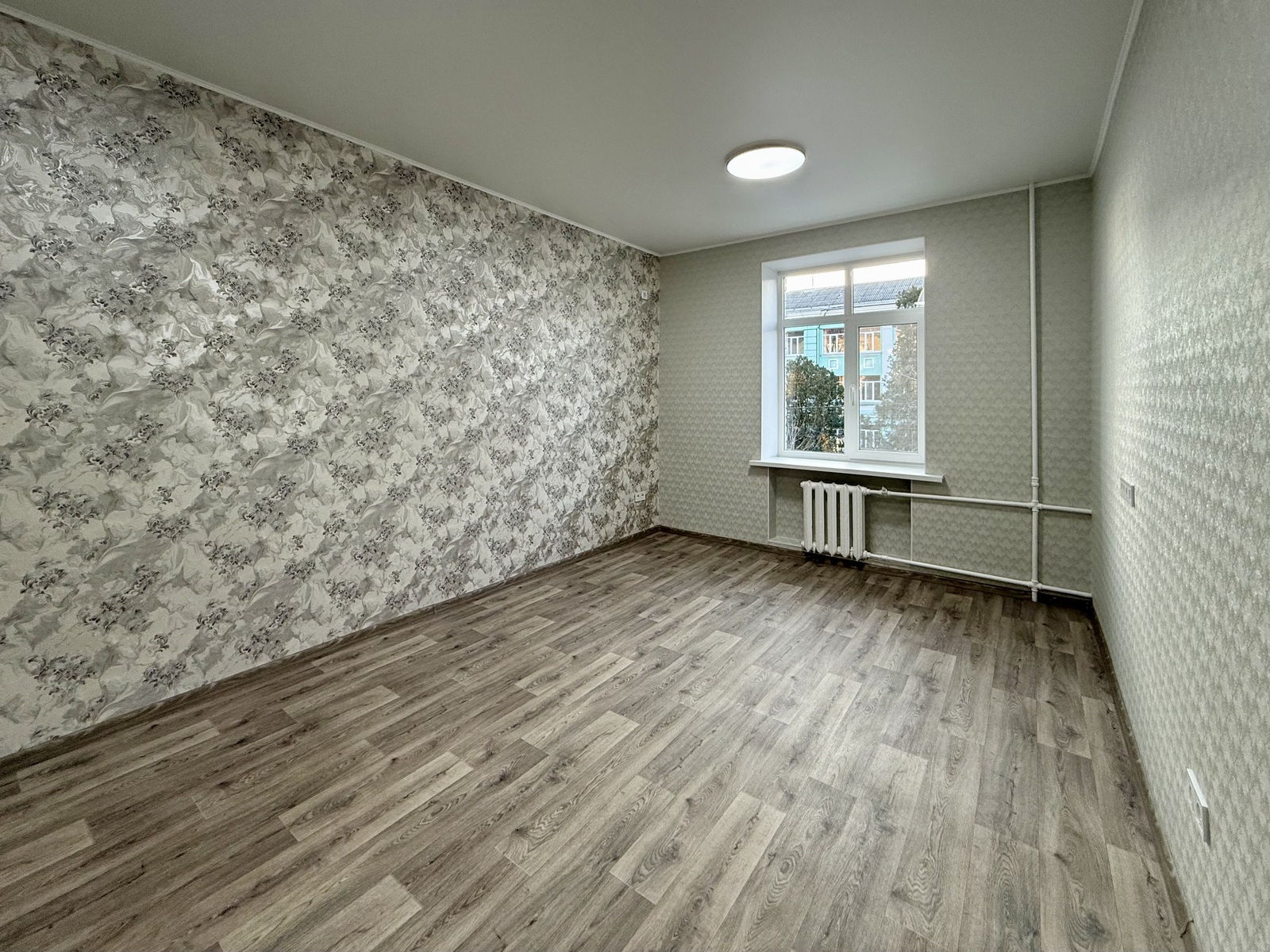 Крюків, кімната з євроремонтом. фото 1 Крюків, кімната з євроремонтом. фото 1