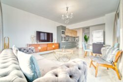 C. , ,  PARK RESIDENCE - LONG BEACH  13