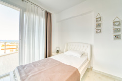 C. , ,  PARK RESIDENCE - LONG BEACH  12