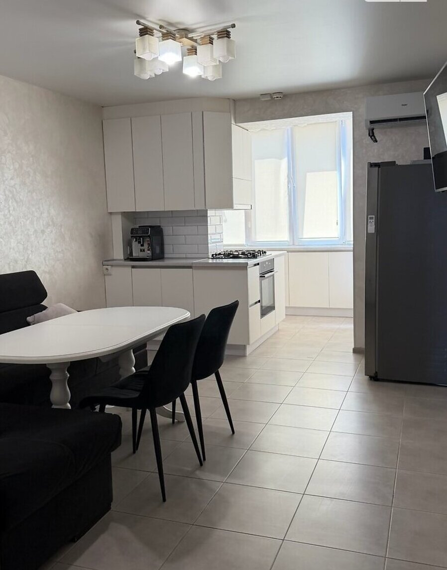 Продаж 2 кімнатної квартири з ремонтом фото 1 Продаж 2 кімнатної квартири з ремонтом фото 1