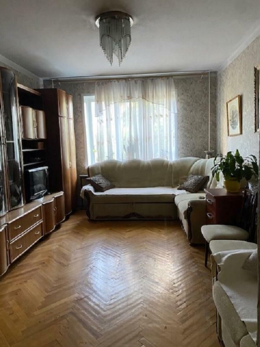 Продаж 3к квартири вул.Ірпінська,64 фото 1 Продаж 3к квартири вул.Ірпінська,64 фото 1