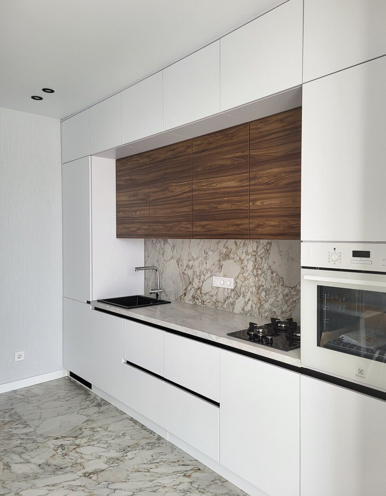 Продаж 1к квартири фото 1 Продаж 1к квартири фото 1