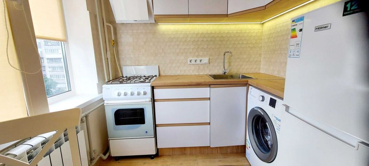 1� �������� ��. ������� 27 ���� 1