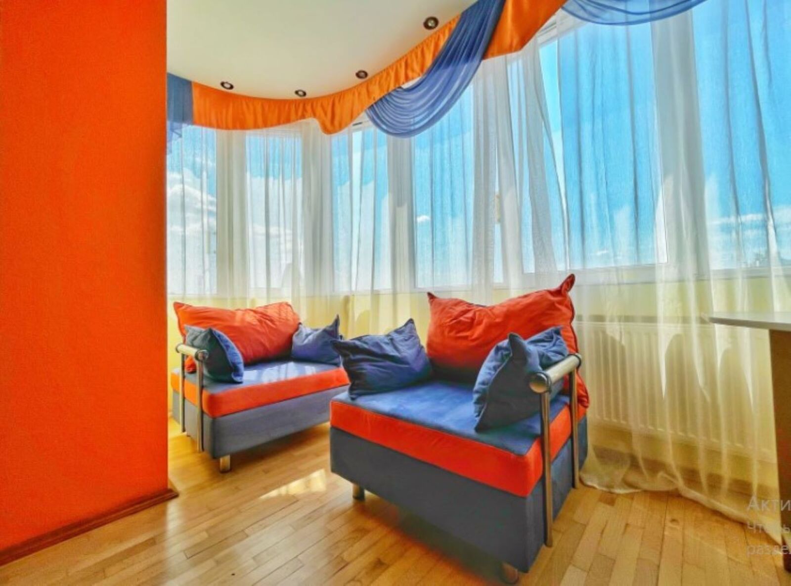 2к квартира, ул. Анны Ахматовой 13 фото 1 2к квартира, ул. Анны Ахматовой 13 фото 1