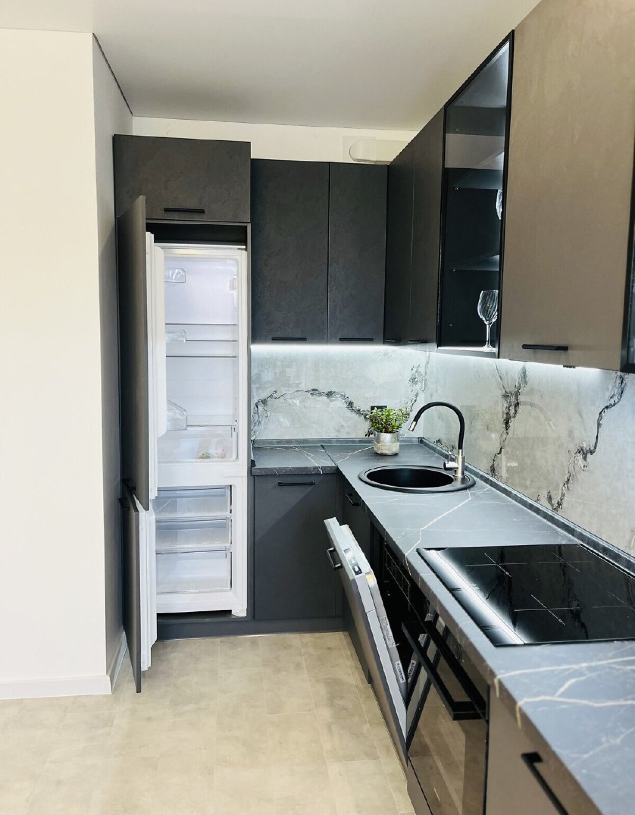 1-������� �������� � ������������� �������� � �� �Central Park Vinnytsia �. ���� 1