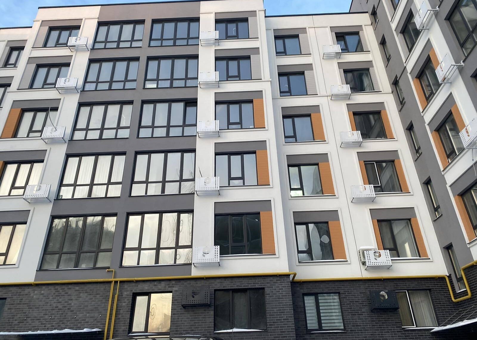 Продаж 3к квартири 98 кв. м на вул. Івана Богуна 27Б фото 1 Продаж 3к квартири 98 кв. м на вул. Івана Богуна 27Б фото 1