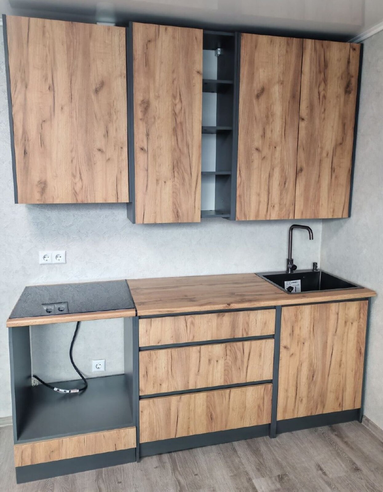 Продаж 1к квартири фото 1 Продаж 1к квартири фото 1