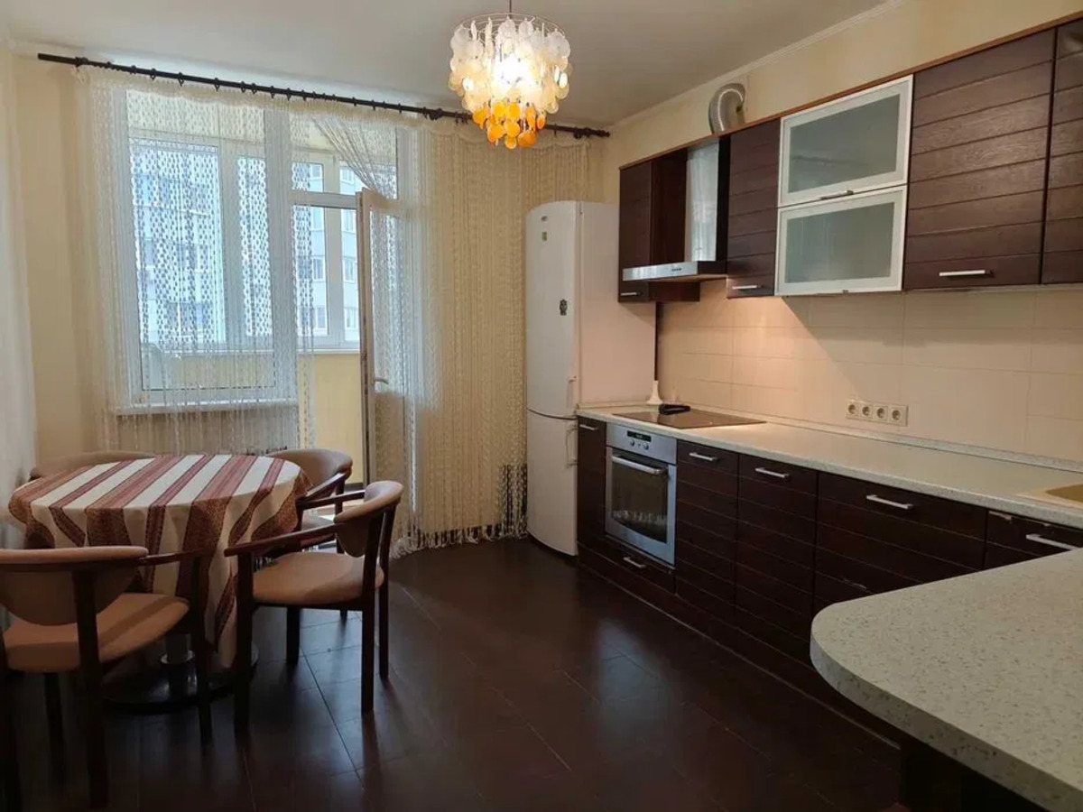 2 кімн. квартира вул. Б. Гмирі 2 фото 1 2 кімн. квартира вул. Б. Гмирі 2 фото 1
