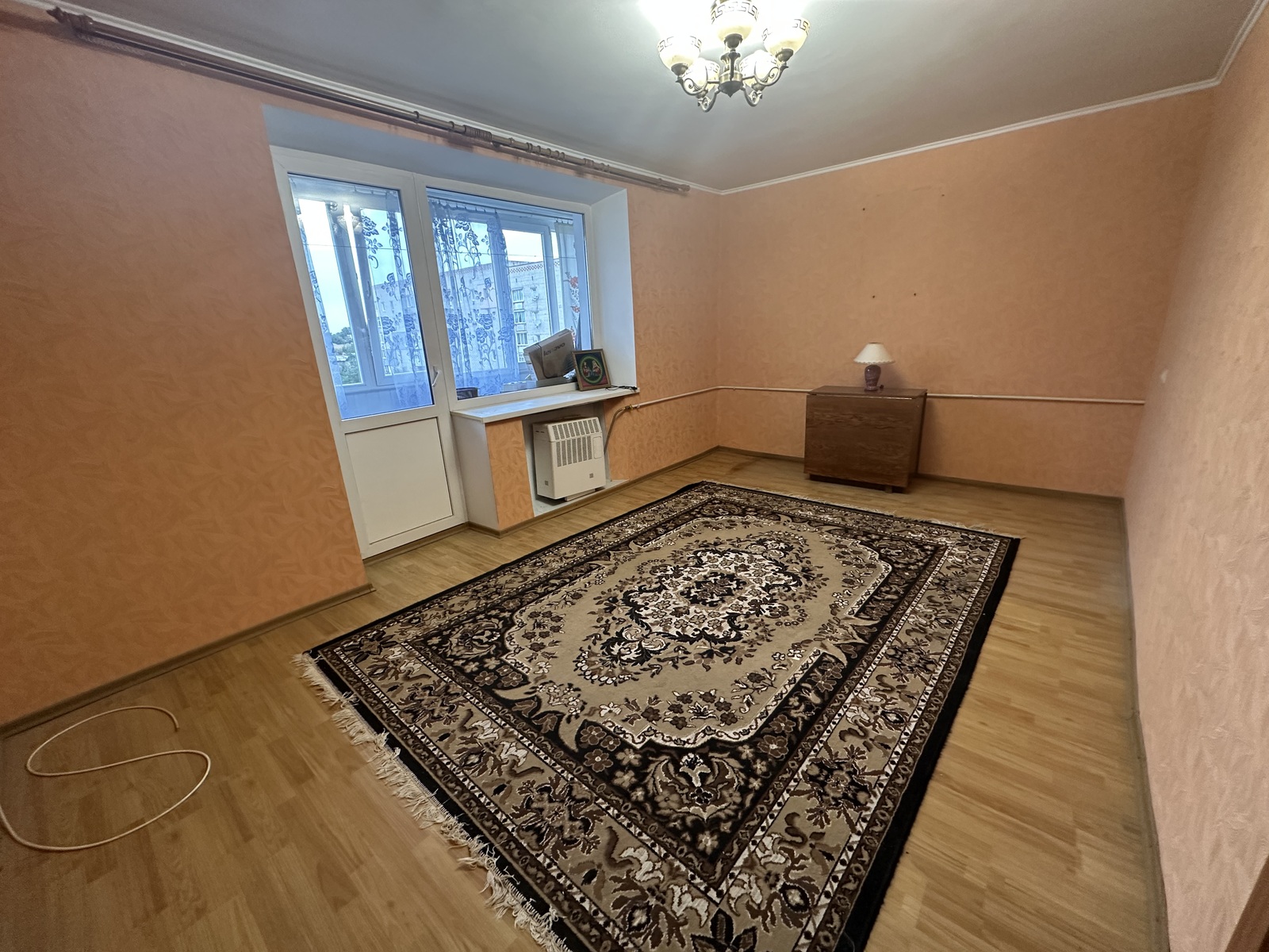 Продаж 2 к кв в Сутисках фото 1 Продаж 2 к кв в Сутисках фото 1