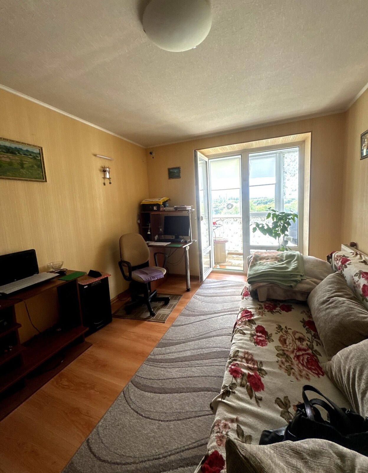 Продаж 2к квартири 46 кв. м на пров. Левка Лук’яненка 2 фото 1 Продаж 2к квартири 46 кв. м на пров. Левка Лук’яненка 2 фото 1