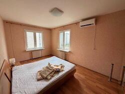 2 кімн. квартира вул. Драгоманова, 1-Б фото 3 2 кімн. квартира вул. Драгоманова, 1-Б фото 3