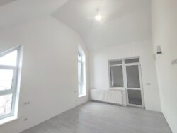  Golden House  8