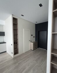 ³, ', . ,  ' Avalon - 5' .  25