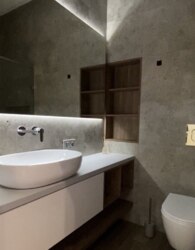 ³, ', . ,  ' Avalon - 5' .  17