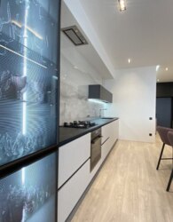 ³, ', . ,  ' Avalon - 5' .  19