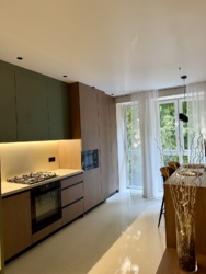 1        FOREST HOME !  32