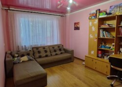 ³, ', .  , ,     !  8