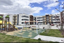 ������ 1- ������� �������� 42 ��.�., 1 ������, �� �������� ���� 4