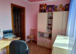 ³, ', .  , ,     !  12