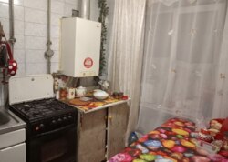 ������ 3� �������� 62.2 ��. � �� ���. ����� ����������� 184 ���� 10