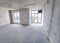 ������ 1� �������� 35.5 ��. � �� ���. ���������� ���� 12