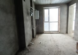 ������ 1-������� �������� � ��������� �� Fest Home ���� 6