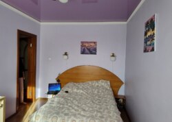 ³, ', .  , ,     !  2