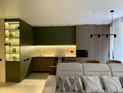 1        FOREST HOME !  4
