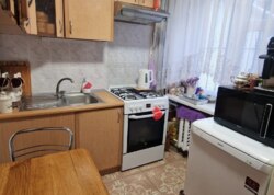 ������ 2� �������� 52 ��. � �� �����. ���������� 51 ���� 10