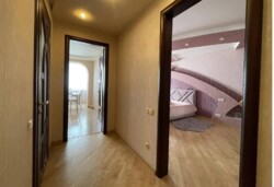 Продаж 3к квартири 105 кв. м на вул. Академіка Ющенка фото 4 Продаж 3к квартири 105 кв. м на вул. Академіка Ющенка фото 4