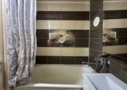 ³�����, ����'����, ���. �������� �����������, 32, 1-������� ��������, �� ����� ����� ���� �����. ���� 2