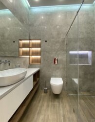 ³, ', . ,  ' Avalon - 5' .  13