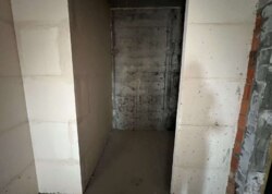 ³, , . , 49,  3-    Premier Tower, . ³  4