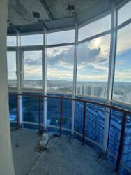 Продам единственную видовую 2 к.кв. в ЖК 'Остров',16/16,с панорамной лоджией 22 м2,ул.Рымарская 25 фото 3 Продам единственную видовую 2 к.кв. в ЖК 'Остров',16/16,с панорамной лоджией 22 м2,ул.Рымарская 25 фото 3