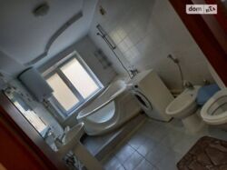 ������� 4� �������� 100 ��. � �� ������ 23 ���� 4