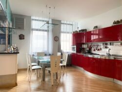 ������ 3� �������� 100 ��. �, ������� ����� ����� ����� ����������� ���� 1