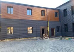 Продам гостинку в центре Героев Небесной Сотни фото 3 Продам гостинку в центре Героев Небесной Сотни фото 3