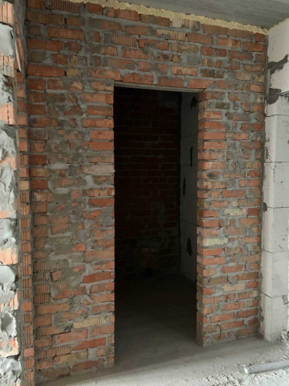      ''    1