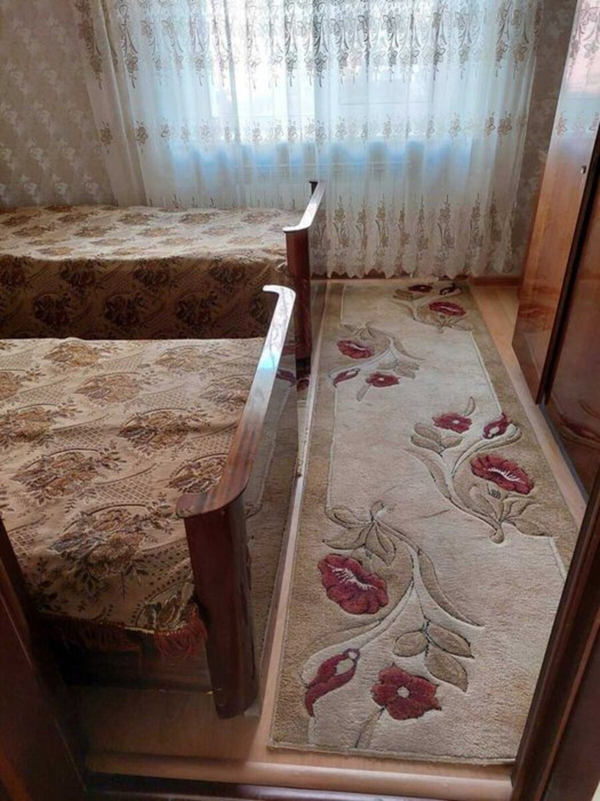   , ,  ʳ,  .  1