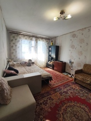 Продається 2 кім квартира з великими кухнею та балконом /297 квартал фото 4 Продається 2 кім квартира з великими кухнею та балконом /297 квартал фото 4