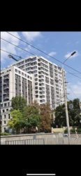   12    Central Park,  4