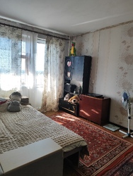 Продається 2 кім квартира з великими кухнею та балконом /297 квартал фото 1 Продається 2 кім квартира з великими кухнею та балконом /297 квартал фото 1