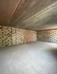  , ,   5