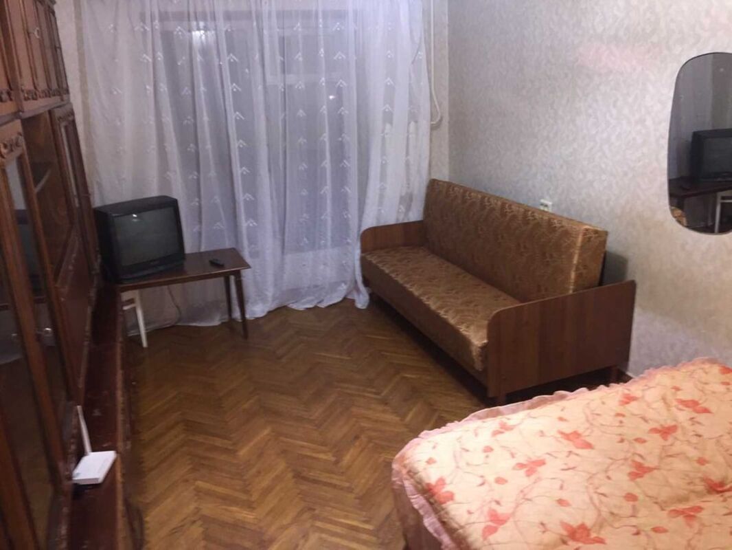 Продам 2 Комнатную Квартиру Печерск метро Лыбедская фото 1 Продам 2 Комнатную Квартиру Печерск метро Лыбедская фото 1