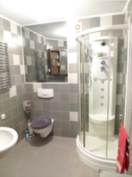 Продам 2-х уровневую квартиру на Оболонских Липках с панорамным видом на Днепр, пр. Героев Сталинграда, метро Минская и Оболонь -7 мин.пешком. фото 10 Продам 2-х уровневую квартиру на Оболонских Липках с панорамным видом на Днепр, пр. Героев Сталинграда, метро Минская и Оболонь -7 мин.пешком. фото 10