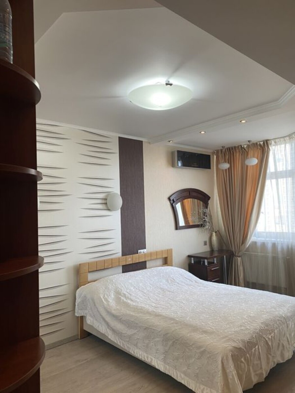 Продам квартиру 2к (93 м2) пр. Героев Сталинграда 53б. ЖК «Кристал Оболонь», метро Минская, Героев Днепра фото 1 Продам квартиру 2к (93 м2) пр. Героев Сталинграда 53б. ЖК «Кристал Оболонь», метро Минская, Героев Днепра фото 1