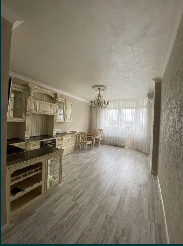 Продам 2-х квартиру в ЖК Аристократ ул. Е Коновальца 34А ( Щорса 34А ), в центре Киева, возле метро Печерск фото 1 Продам 2-х квартиру в ЖК Аристократ ул. Е Коновальца 34А ( Щорса 34А ), в центре Киева, возле метро Печерск фото 1