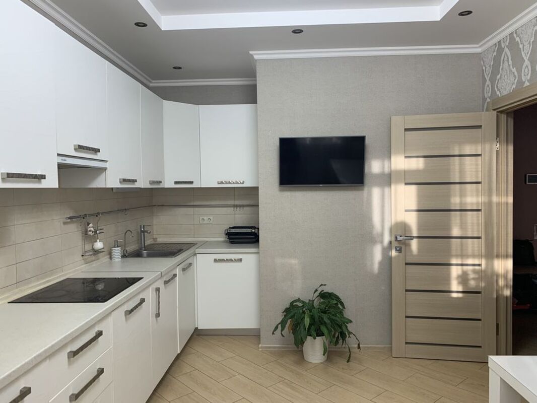 Продам 2-х комнатную квартиру по ул. Елизаветы Чавдар, 14 (м. Осокорки) с шикарным видом из окна! фото 1 Продам 2-х комнатную квартиру по ул. Елизаветы Чавдар, 14 (м. Осокорки) с шикарным видом из окна! фото 1