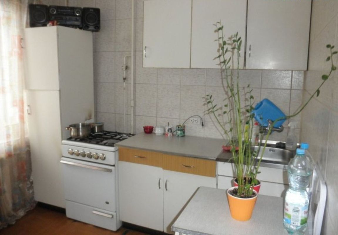 Продается 3-комнатная квартира по ул. Малиновского, 7А (м. Оболонь) фото 1 Продается 3-комнатная квартира по ул. Малиновского, 7А (м. Оболонь) фото 1